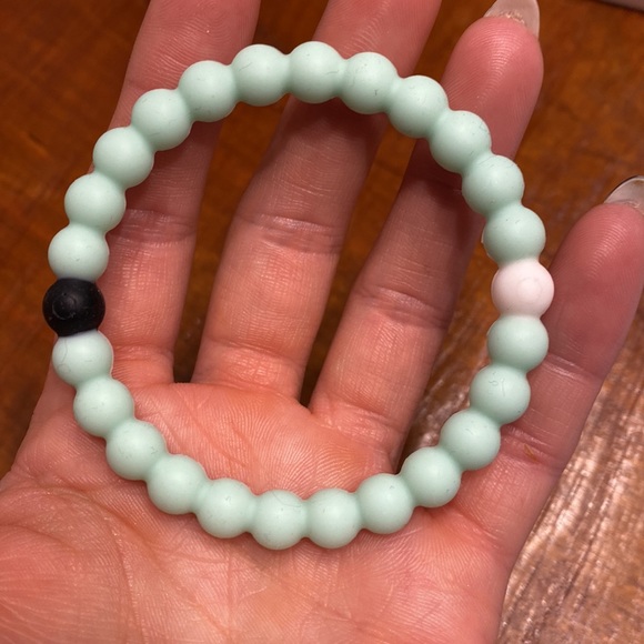 Mint green animal rescue lokai bracelet - Picture 2 of 2